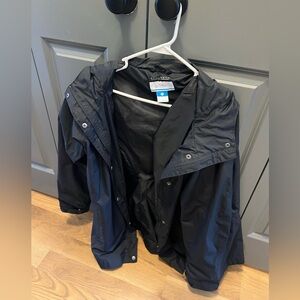 Women’s Columbia rain coat